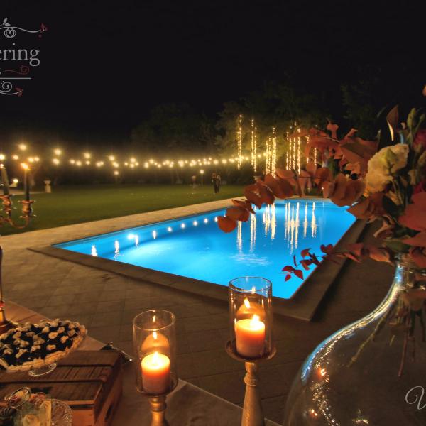 buffet in piscina a Villa Nena